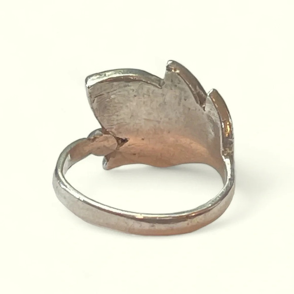 Abalone Sterling Silver Leaf Ring (7.5) - Picture 5 of 8